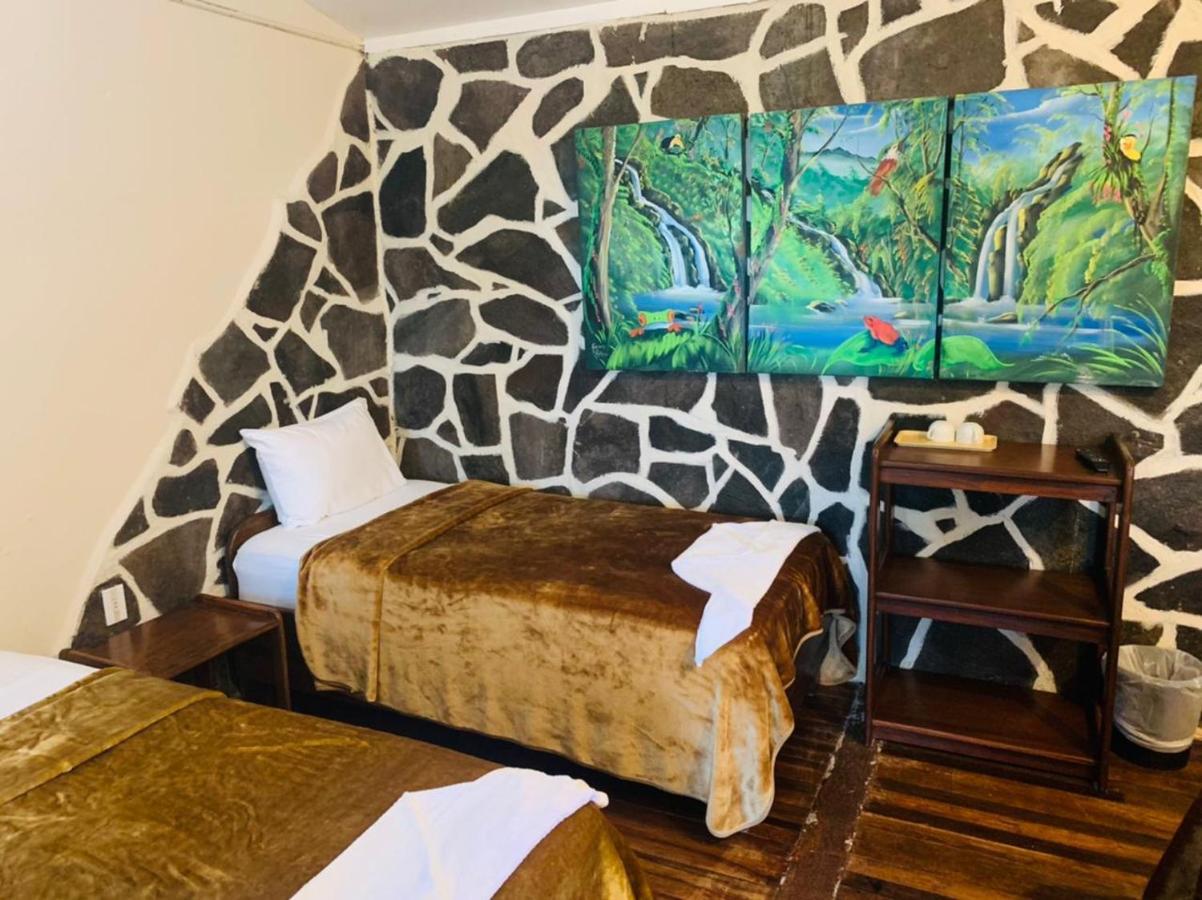 Hotel Quetzal Inn Monteverde Ngoại thất bức ảnh