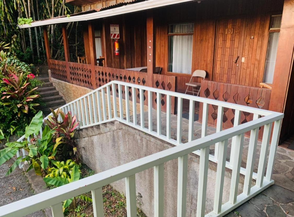 Hotel Quetzal Inn Monteverde Ngoại thất bức ảnh