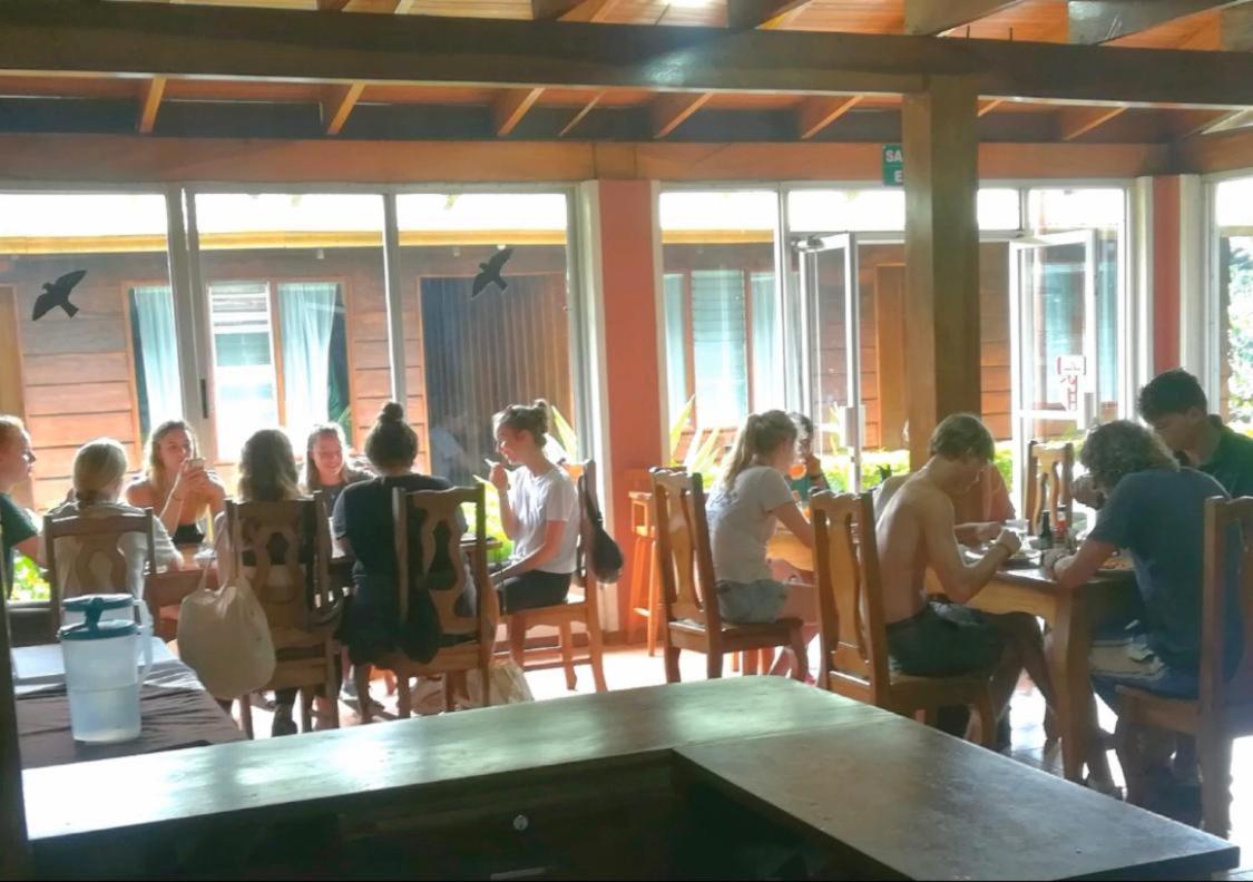 Hotel Quetzal Inn Monteverde Ngoại thất bức ảnh